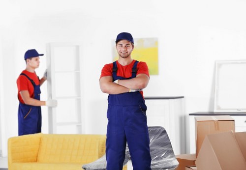 Professional packing services in Hamptonhill with secure boxes and careful wrapping